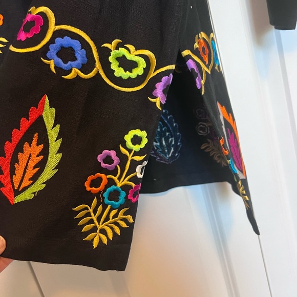 Vintage Black and multicolored embroidered button down shirt - Picture 3 of 7